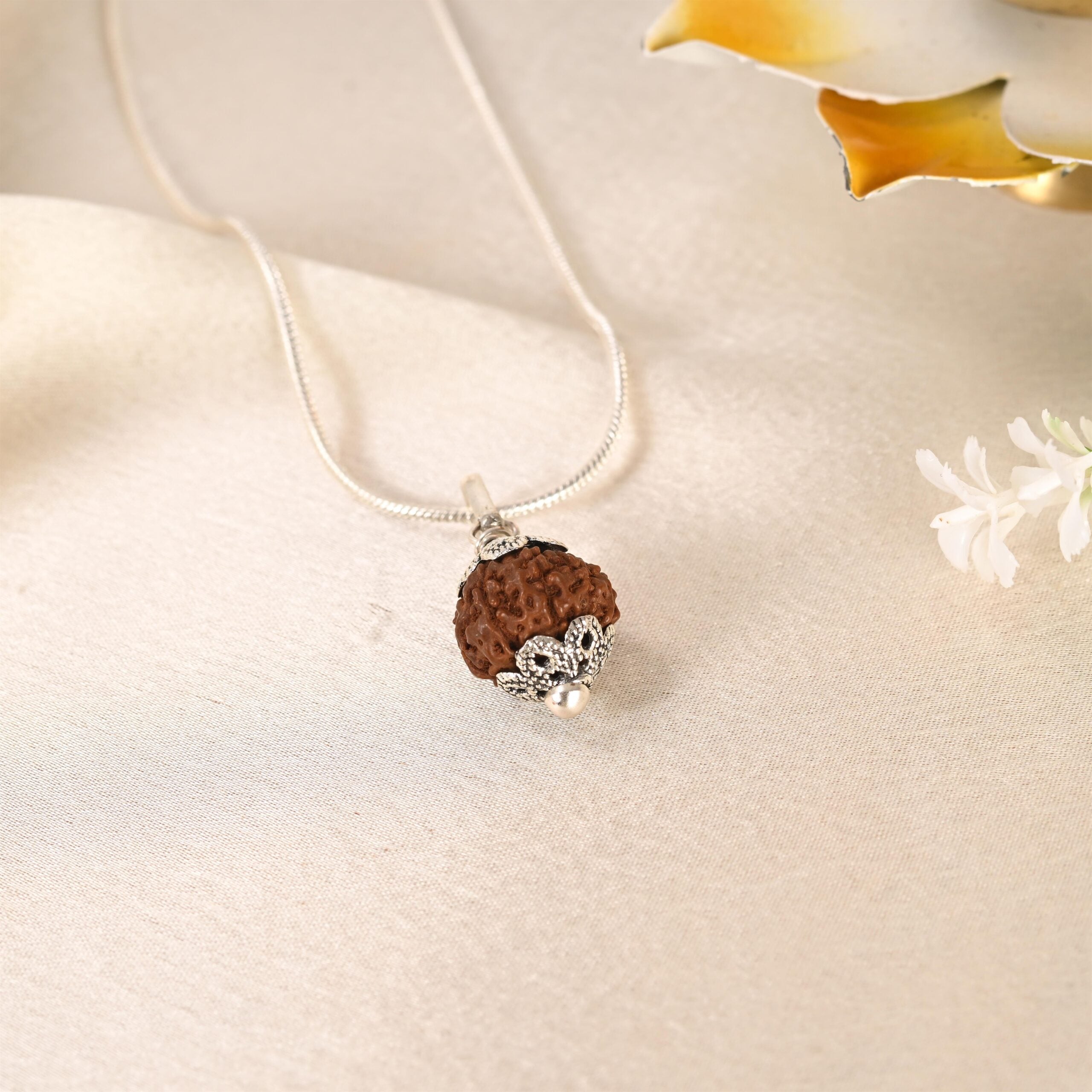 9 Face Rudraksha (Indonesian)