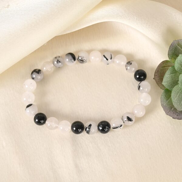 Black Rutile